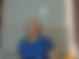 Live-Cam-Show mit Queen - Large Tits auf Camsoda