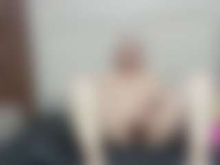 Live cam show with Queen - Spank on https://playwithruby.com