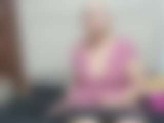 Queen's Live Sex Cam Show