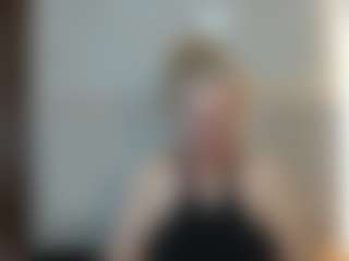 Queen's Live Sex Cam Show