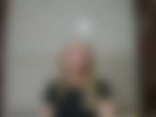 Live cam show with Queen Star - Drinking on SpunkLive