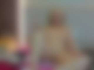 Live cam show with Queen Star - Big Tits on Cam Slut
