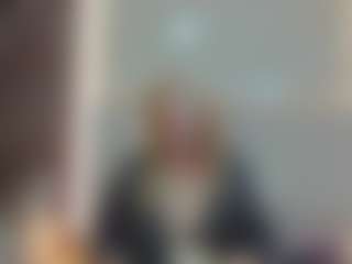 Live cam show with Queen Star - Drinking on slutload