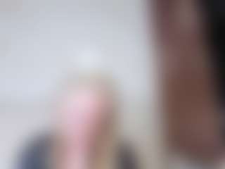 Queen Star's Live Sex Cam Show
