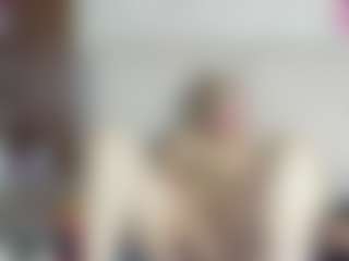 Live cam show with Queen Star - Orgasm on Camsoda