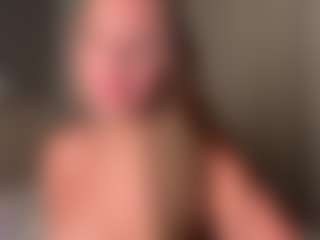 juliakhaleesii's Live Sex Cam Show