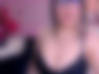 Live cam show with karol priston - Curvy on Free Soda