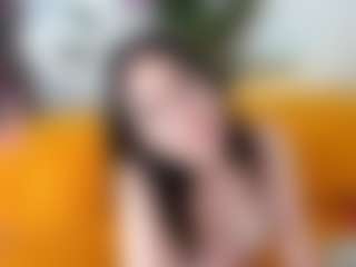 Live cam show with leyla-mirage - Spanks on CamwithHer