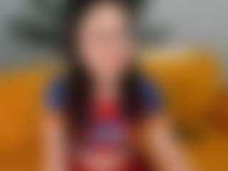Live cam show with leyla-mirage - Upskirt on SmokeAndPoke