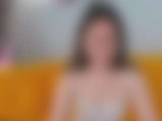 Spettacolo in cam dal vivo con leyla-mirage - Moaning su Camsoda