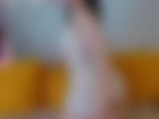 Live cam show with leyla-mirage - Moaning on CamwithHer