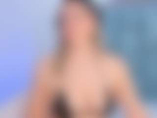 Live cam show with Mahiamontenegro - Big Tits MILF on nudelive.tv