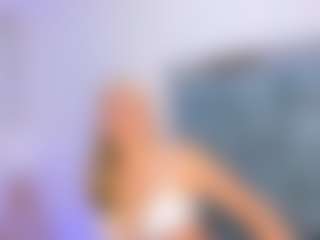 Live cam show with Mahiamontenegro - Middle Aged on thefappeningchat.com