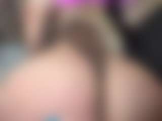 River Baby's Live Sex Cam Show