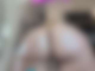 River Baby's Live Sex Cam Show