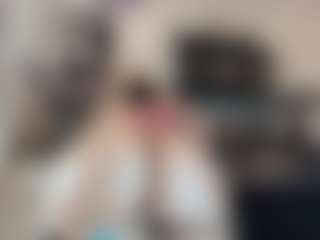 Live cam show with River Baby - BBW Cum on Free Soda