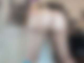 Live cam show with River Baby - Orgasm on Free Soda