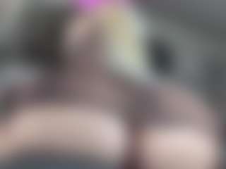 River Baby's Live Sex Cam Show