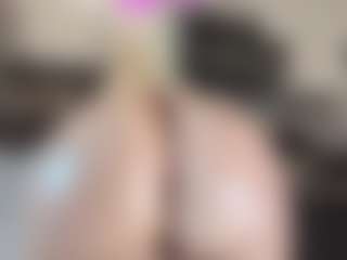 Live cam show with River Baby - BBW Amateur on Camsoda