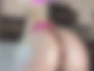 Live cam show with River Baby - Blonde Hair Amateur on Camsoda