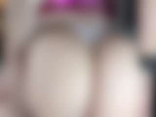 River Baby's Live Sex Cam Show