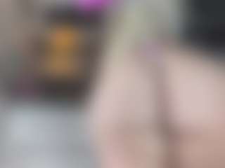 River Baby's Live Sex Cam Show