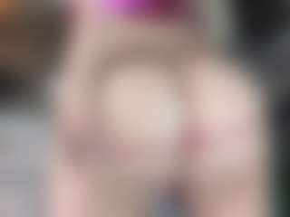 River Baby's Live Sex Cam Show