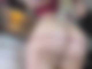 Live cam show with River Baby - Spin on Camsoda