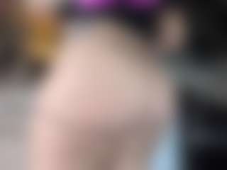 River Baby's Live Sex Cam Show