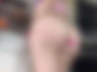 River Baby's Live Sex Cam Show