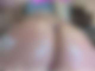 River Baby's Live Sex Cam Show