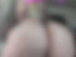River Baby's Live Sex Cam Show