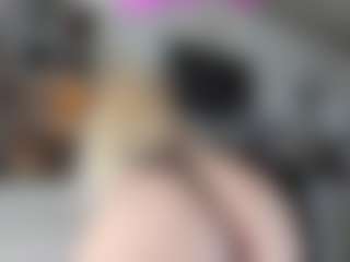 River Baby's Live Sex Cam Show