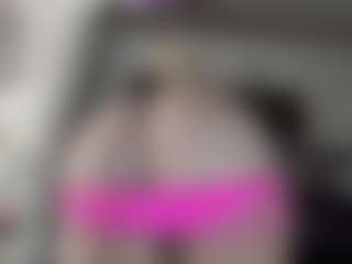 River Baby's Live Sex Cam Show