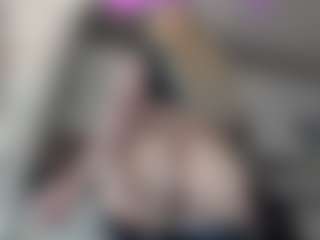 River Baby's Live Sex Cam Show