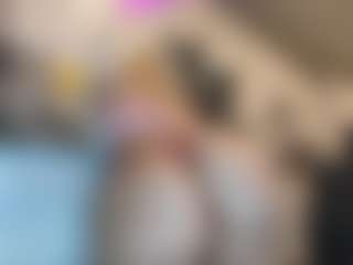 Live cam show with River Baby - Asshole Lovense on Camsoda