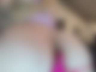 Live cam show with River Baby - Blonde Hair Amateur on Camsoda
