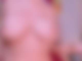 Live cam show with AmaraYasbel - Facesitting on parknlotfishbdy