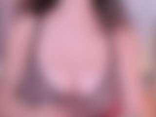 AmaraYasbel MILF webcam performer live streaming