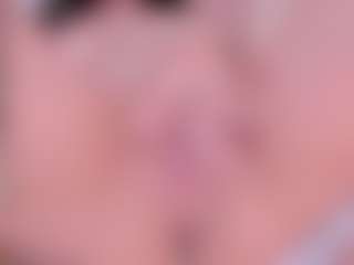 Live cam show with AmaraYasbel - Spank on Cam Slut