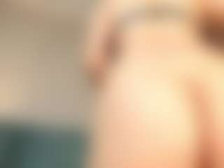 AmaraYasbel MILF webcam performer live streaming