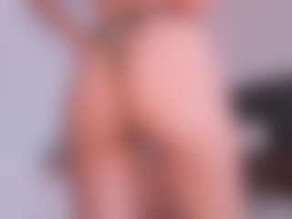 Live cam show with AmaraYasbel - Camel Toe on CamSodaAdn