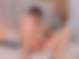 Live cam show with AmaraYasbel - Fetish MILF on Camsoda