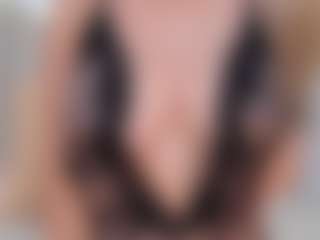 AmaraYasbel's Live Sex Cam Show
