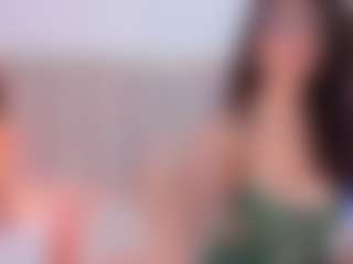 Live cam show with AmaraYasbel - Public MILF on Milf Play