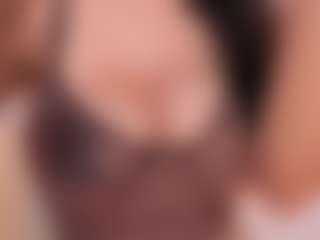 Live cam show with AmaraYasbel - Brown Hair MILF on Camsoda
