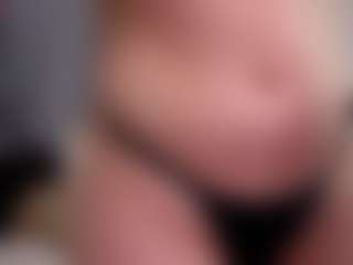CriseldaMarzella's Live Sex Cam Show