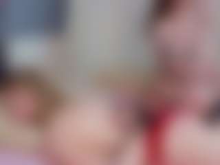 CriseldaMarzella's Live Sex Cam Show