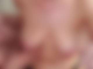 CriseldaMarzella's Live Sex Cam Show