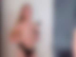 CriseldaMarzella's Live Sex Cam Show